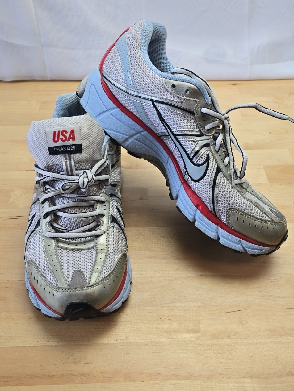 Women's Nike Air Pegasus+ 25 (model 324493-142) Bowerman Collection Size 10